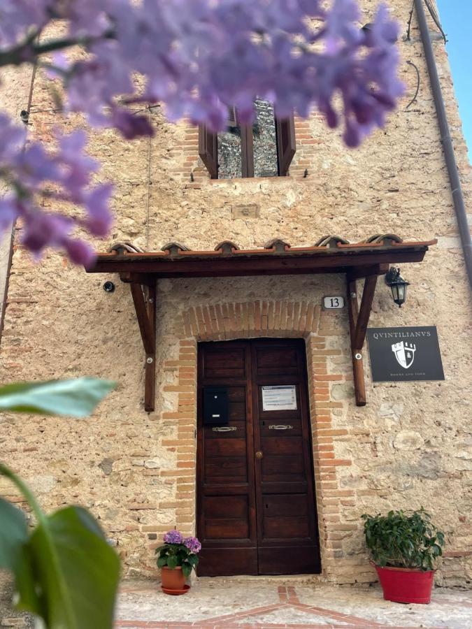 Bed and Breakfast Qvintilianvs Contigliano Экстерьер фото